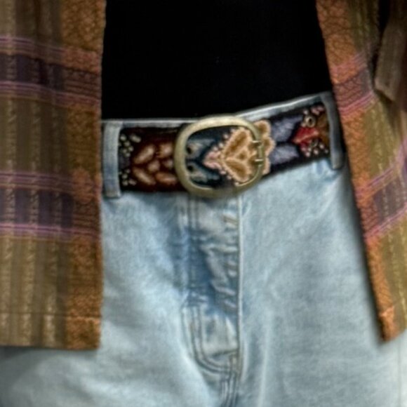 PISTIL Peruvian Wool Floral Embroidered Belt, Brass Buckle, Large - Picture 8 of 8